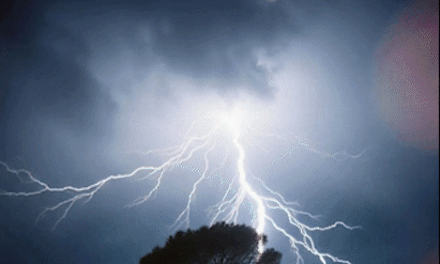 PAANO NABUBUO ANG KIDLAT? PALIWANAG NG MGA EKSPERTO HABANG DUMADALAS ANG THUNDERSTORMS